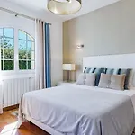 Lovely Very Private With Beautiful Gardens 别墅 吉亚
