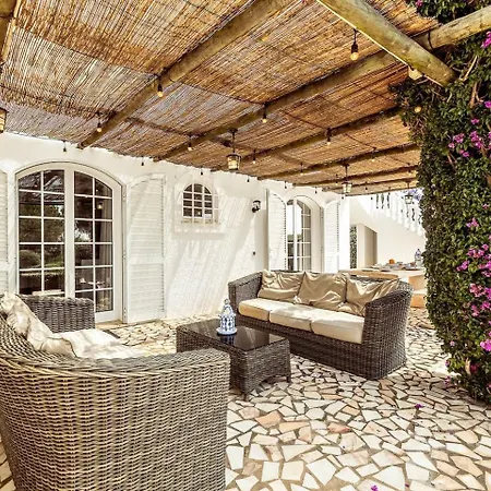 Last-Minute August 5Br Heated Pool In Albufeira Villa Guia (Faro)