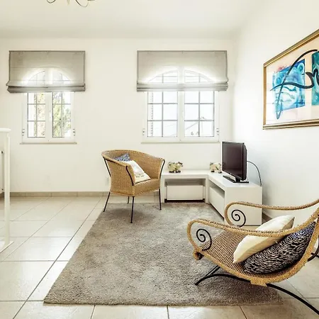 Last-Minute August 5Br Heated Pool In Albufeira Villa