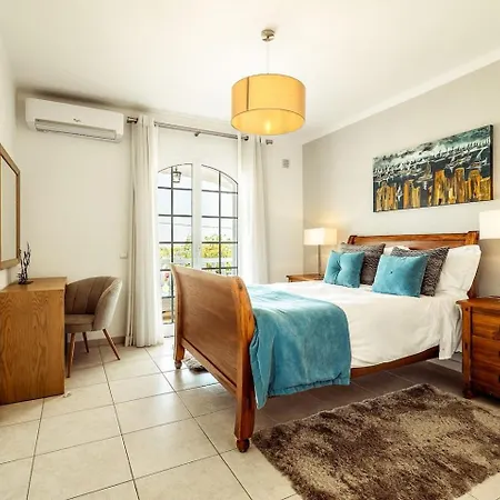 Villa Last-Minute August 5Br Heated Pool In Albufeira