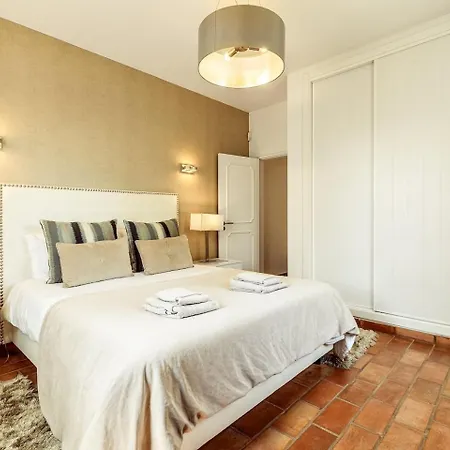 Last-Minute August 5Br Heated Pool In Albufeira Villa