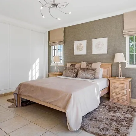 Villa Last-Minute August 5Br Heated Pool In Albufeira *