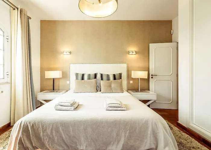 Lovely Very Private With Beautiful Gardens *